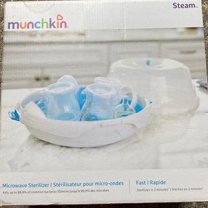 Munchkin Steam Guard.